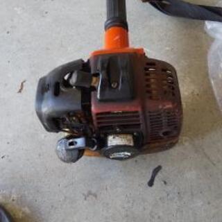 ゼノア 草刈機 刈払機 BC2400 の画像