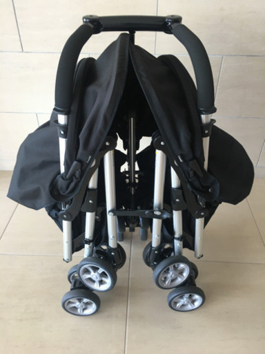 【美品】双子　2人乗りベビーカー　コンビ　ツインスピン