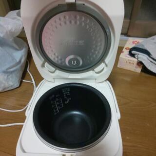 TOSHIBA３合炊き炊飯器ダイヤモンド銅コート釜超美品