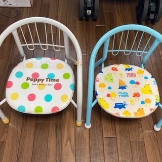 バンボ、子供イス2組の画像