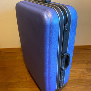 スーツケースの画像