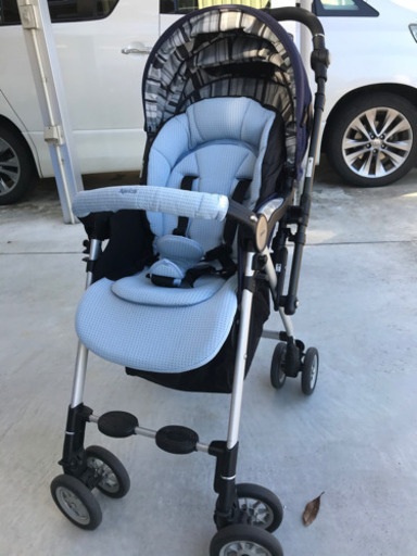 アップリカ☆ソラリア☆ベビーカー☆Aprica☆両対面☆オート4輪☆