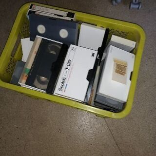 ビデオテープ　爪あり　使用済