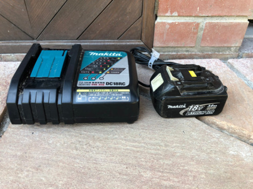 ★早い者勝ち マキタ 充電器＋バッテリー  makita DC18RC★