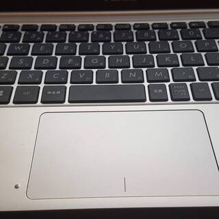 軽量ノートPC ASUS E200HA Atom Z8350/RAM 4GB EMMC 32GBの画像