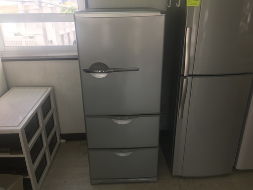 サンヨー260L　2009年製　冷蔵庫分解クリーニング済み！！