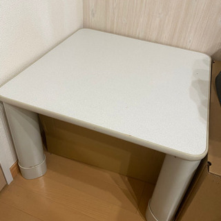 【美品】こたつテーブル（コンセント付き）の画像