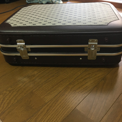 アタッシュケース