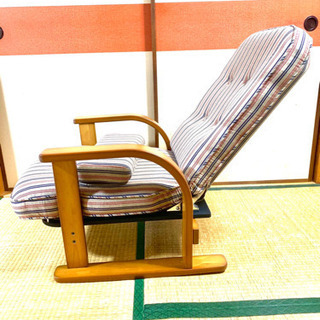 値下げしました！【定価29,150円→20,000円→17,000円】国産　木製肘付高座椅子 4段階リクライニング の画像