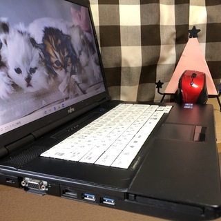 ☆彡激安(^▽^)/富士通リノベーションパソコン💗高速ｉ３第二世代/爆速ＳＳＤ２４０ＧＢ/人気のブラック☆美品/Ｗｉｎ１０/Office2019付/15.6ｲﾝﾁ/メモリ4GB/無線ＬＡＮ/ＤＶＤ・ＣＤ再生ソフト付　No.2008007の画像