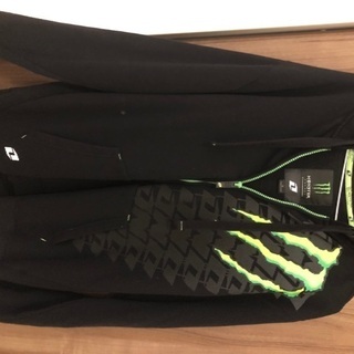 モンスターエナジー　パーカー