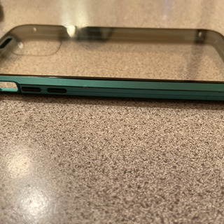 iPhone11用ガラスケースの画像