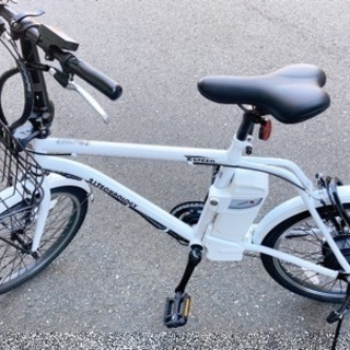 コンパクト　アシスト　電動自転車　ホワイト　