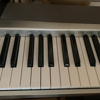 電子ピアノ
