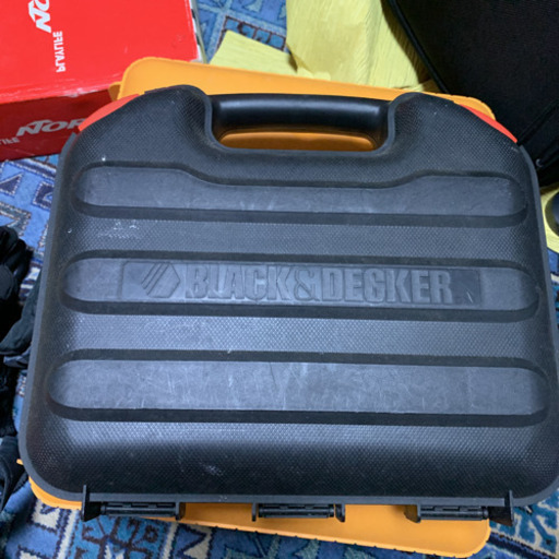 Black & Decker 充電式ドリル/ドライバー