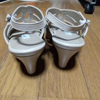 未使用品RizComfortブランド23.5cmサンダルの画像