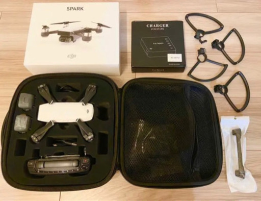ドローン DJI SPARK FLY MORE COMBO ※エラーあり