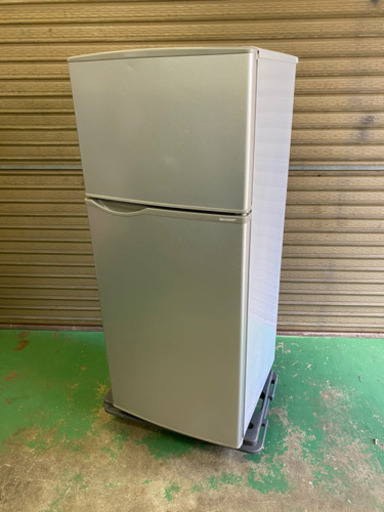 シャープ　2ドア冷蔵庫　2015年　SJ-H12Y-S 118L