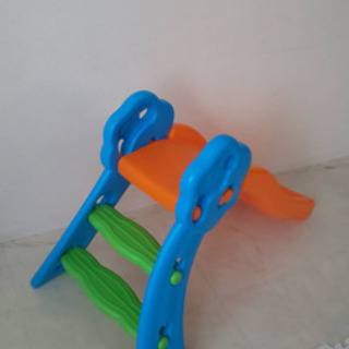 受け渡し完了　子供用すべり台の画像