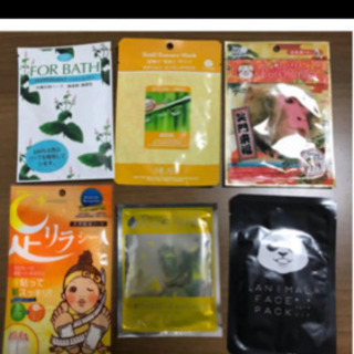 フェイスマスクなど