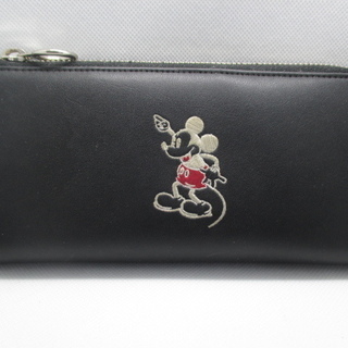 美品！ミッキーマウス刺しゅう入り長財布