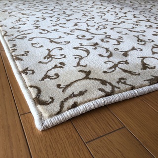 ジュータンお売りします