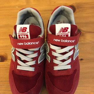 最終値下げ　ニューバランスのスニーカー　子どもの画像
