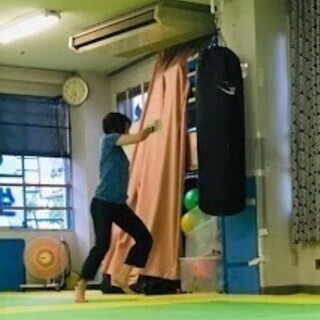 運動不足解消に！ゆる～くキックボクシング、ボクササイズ＠西新井　