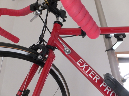 クロモリロードバイクの最高峰　フレームは、カイセイの８６３０R特注フレームです。最終値下げ11月中。ホイールとサドルも特注品です。