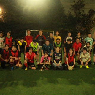 ８月１５日、土曜日渋谷駅すぐ♫１９時から２２時まで三時間コースキックオフ⚽️現在参加１４名予定！  レベル 超スーパー初心者〜プロ級⚽️ エンジョイとガチに分けます！  体育館でエアコン完備♫👍✨ シャワー完備♫ - 渋谷区