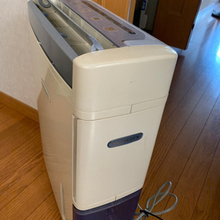 募集終了【無料　実働品】東芝除湿機