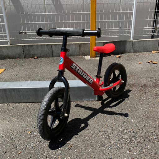 ストライダー　レッド