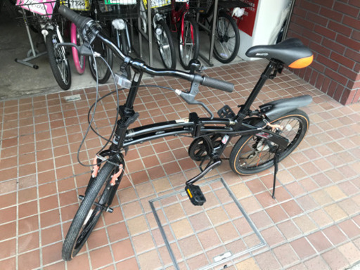 20インチ　外装6段変速付き　軽量アルミフレーム折り畳み自転車　ブラック