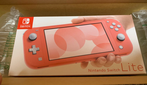 ニンテンドー　switch lite コーラル