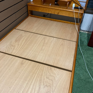 ダブルベッド