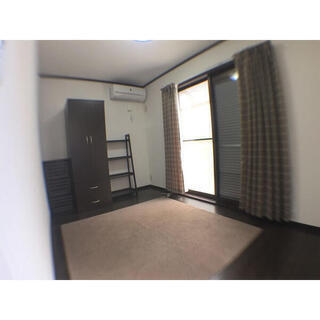 ゲーマー割有【残り0部屋】 梅田 へ JR15分程度　日本国籍女性専用　シェアハウス岸部北　敷金礼金更新無料（部屋数6室(全て鍵付)） - 吹田市