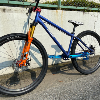 ダートジャンプ　halo bikes steel reserve カスタムの画像