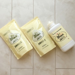【あげます】柔軟剤　パックスナチュロン 衣類のリンス 詰替用(500ml) x2　洗濯用仕上げ剤 ＜手渡し限定＞ の画像