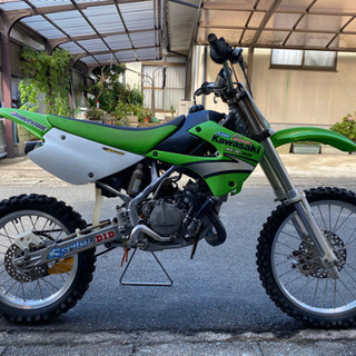 kx85 モトクロスバイクの画像