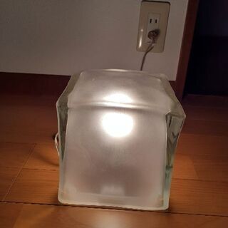 インテリア灯　ART WORK STUDIO のフロスティーランプ