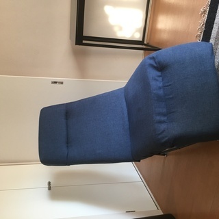 一人掛けリクライニングチェアの画像
