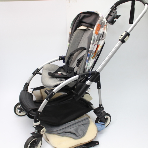993) A型ベビーカー bugaboo バガブー bee3 ビースリー レインカバーなど付属品多数！