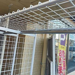 【リサイクルストアスターズ城西店】使いやすい！！　キャスター付きスチール式ハンガーラック　ホワイトの画像