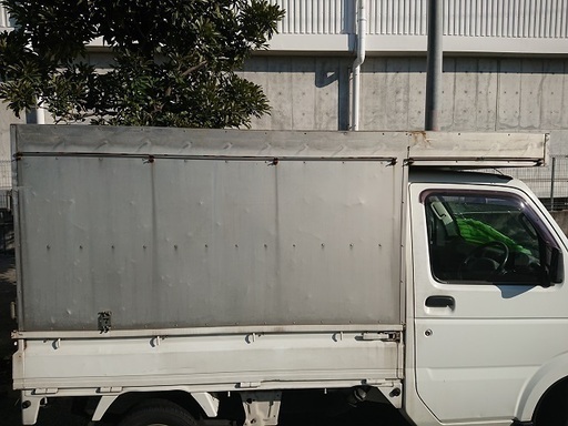軽トラックの荷台　中古では滅多に出ませんよ。神戸市中央区より　ご自身で取り外し取り付けできる方