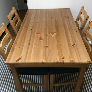 IKEA ダイニングテーブル・椅子4脚