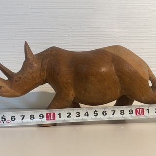 サイの置物の画像