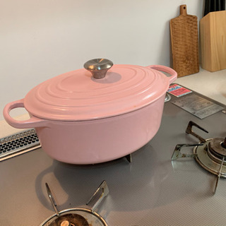 ★美品★ル・クルーゼ鍋　シグニチャー ココット・オーバル