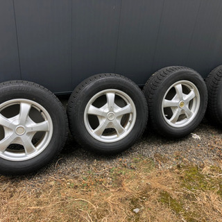 【決まりました！】アルミ付スタッドレスタイヤ 215/65R16
