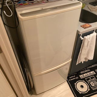 パナソニック　冷蔵庫　NR-B144W 2012年製　138lの画像