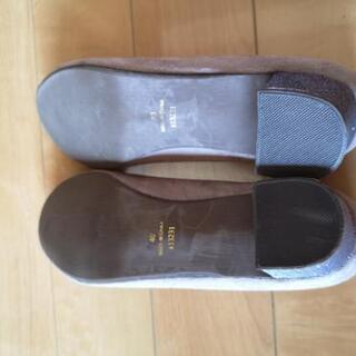 新品パンプス　25〜25.5cm　中敷クッションありの画像